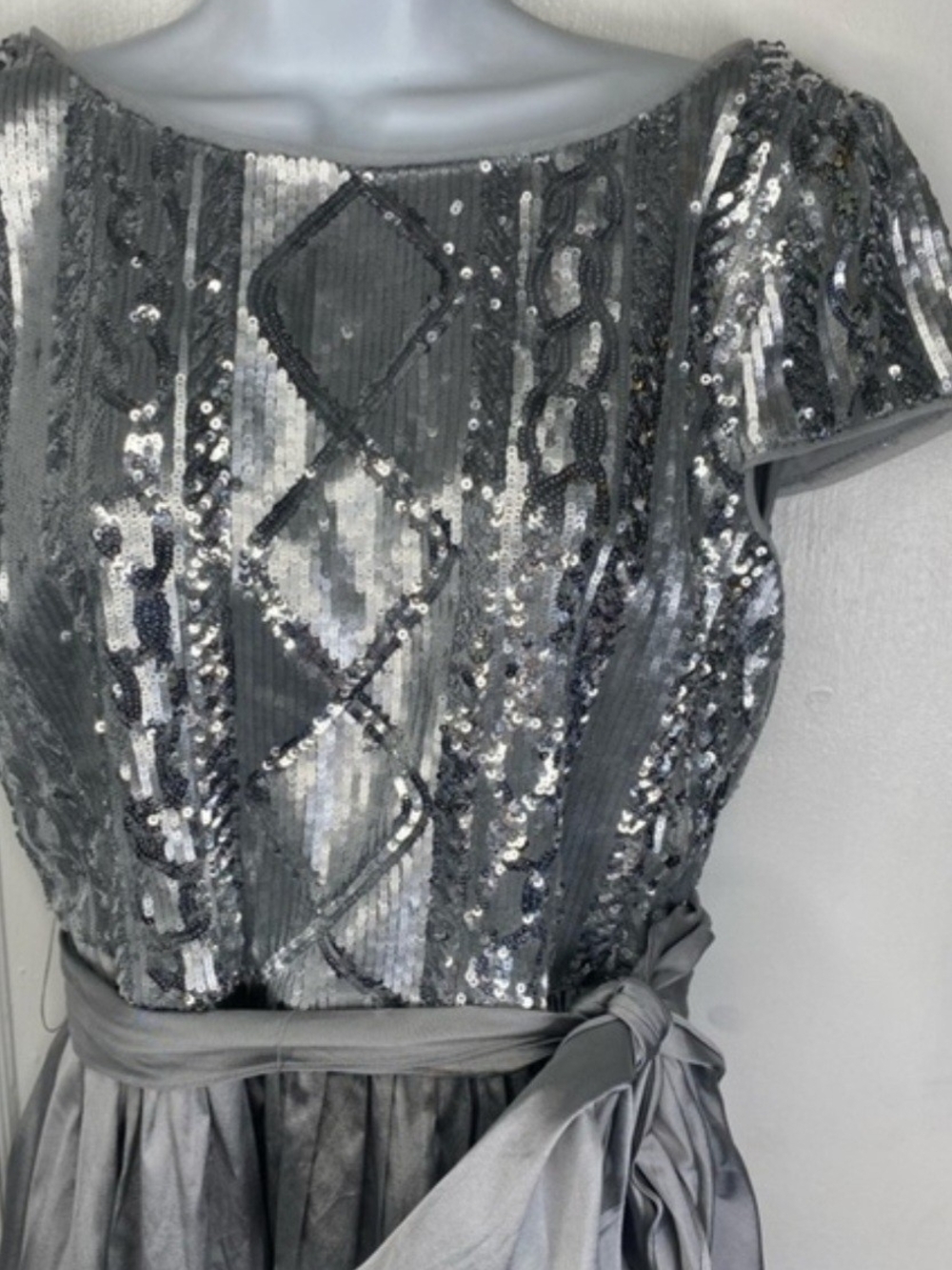 Adrianna Papell Girls Silver Sequin Satin Waist Dress